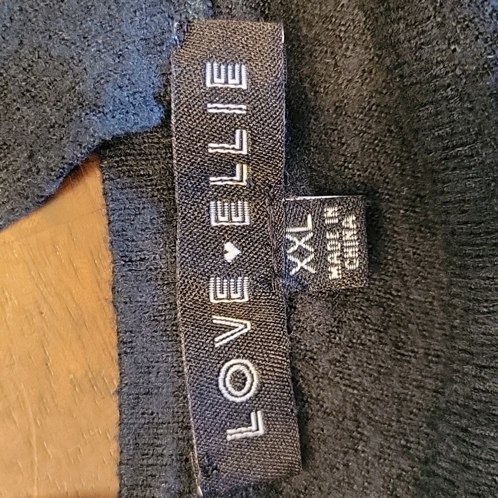 Love Ellie XXL Dark Green V-Neck Sweater - Picture 4 of 6